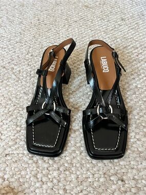 Labucq Athena sandals